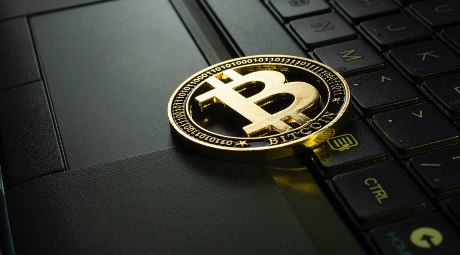 Binance vs Blockchain: Understanding the Key Differences for Crypto Traders in Cambodia